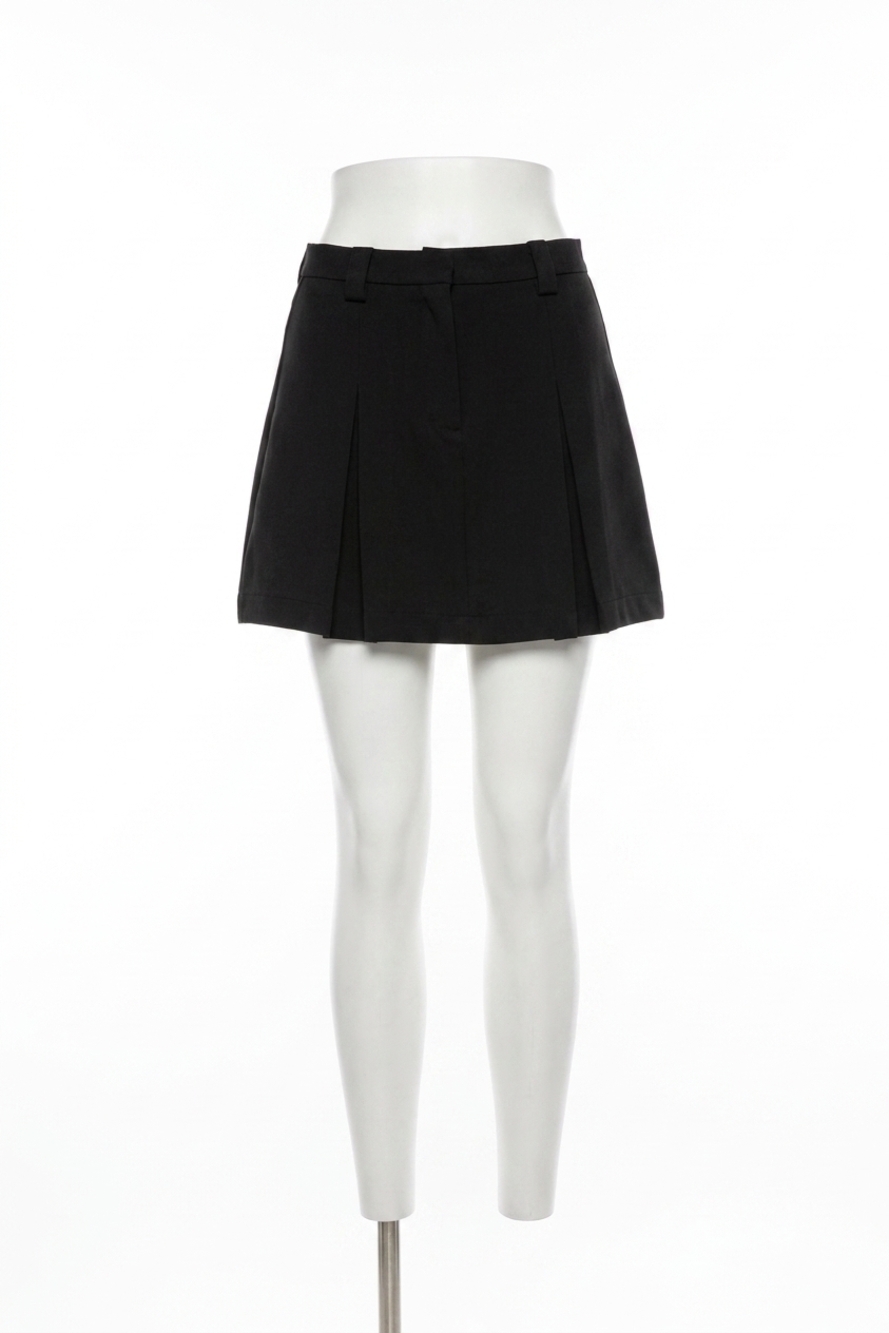NEW SKY TO MOON box pleat detail skirt in black